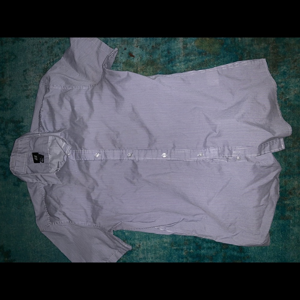 Short sleeve button down H&M